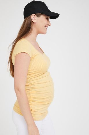 תמונה של חולצת הריון Baby Grow ש.קצר צהוב פסים