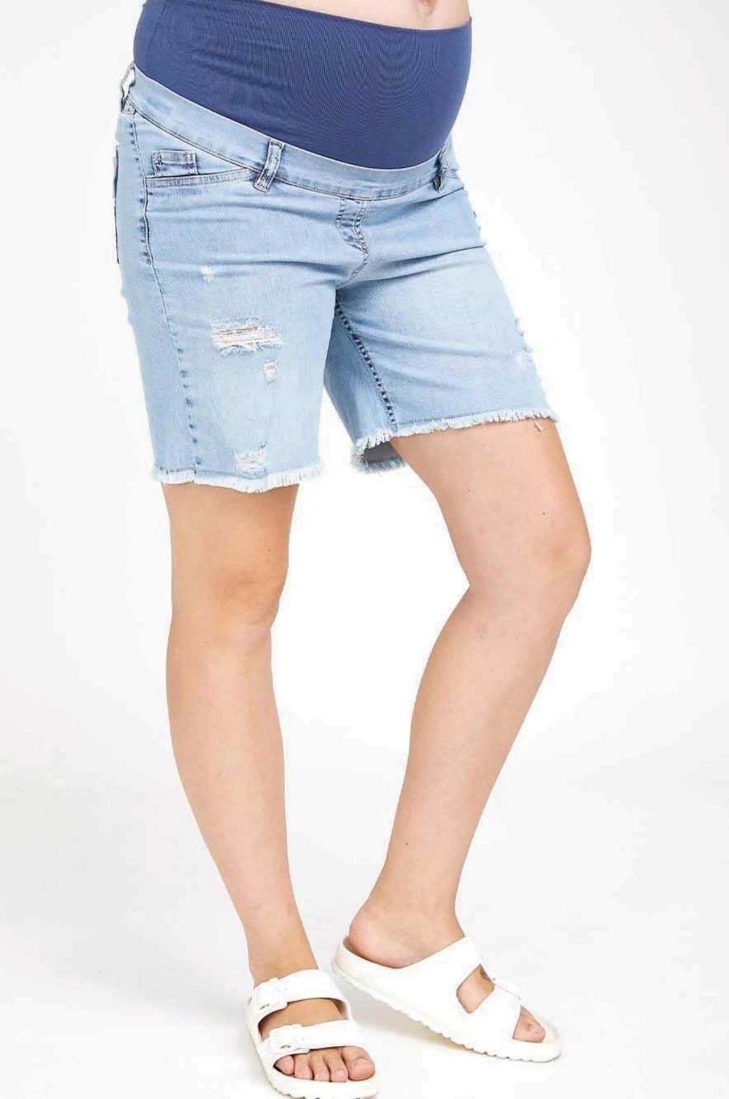  ג'ינס להריון קרעים קצר כחול בהיר של אבישג ארבל