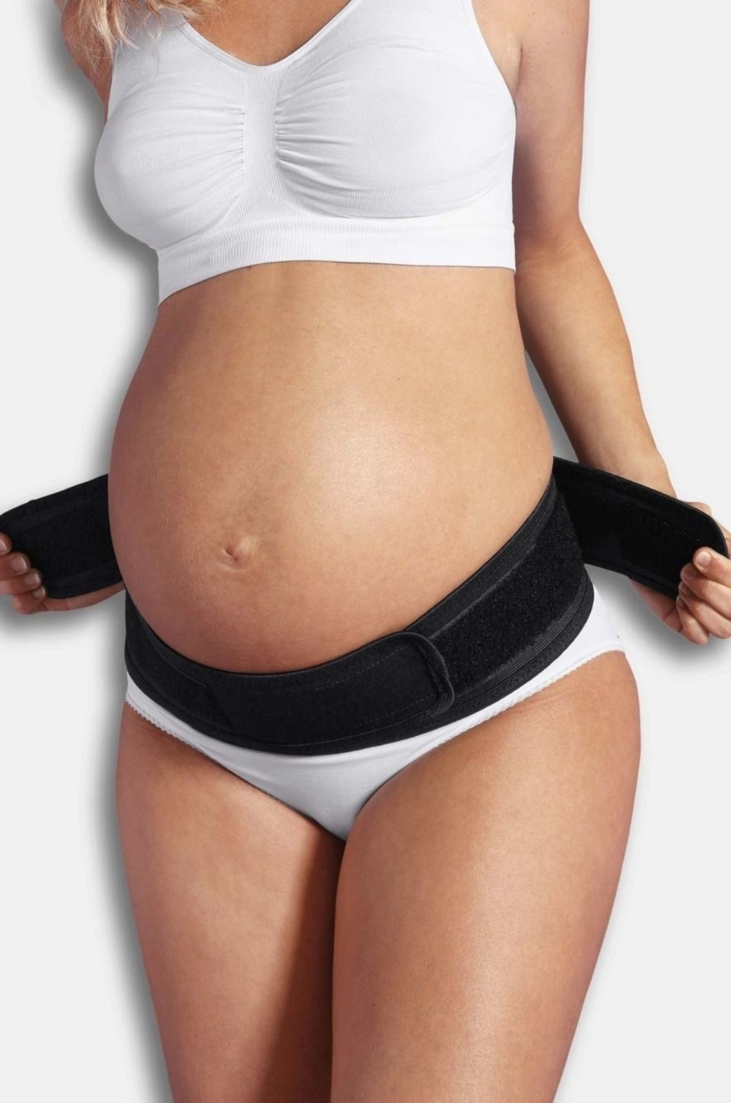 תמונה של חגורת בטן להריון תומכת מתכווננת carriwell שחורה