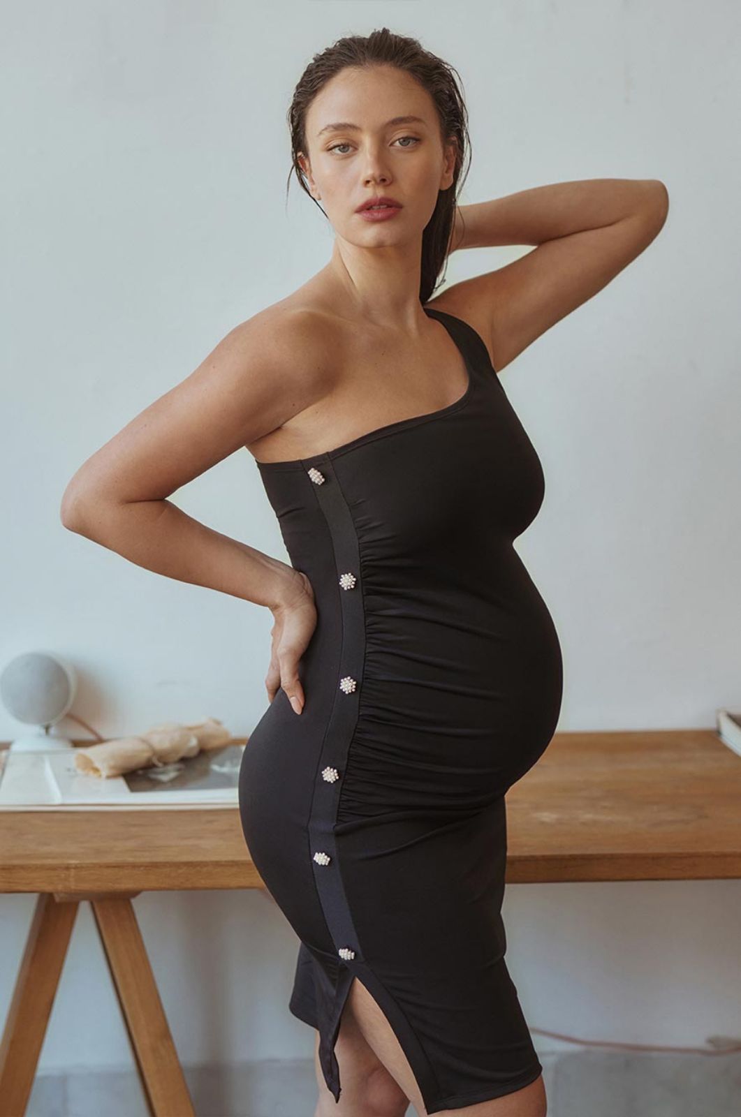ריף נאמן X אבישג ארבל שמלות מיני להריון