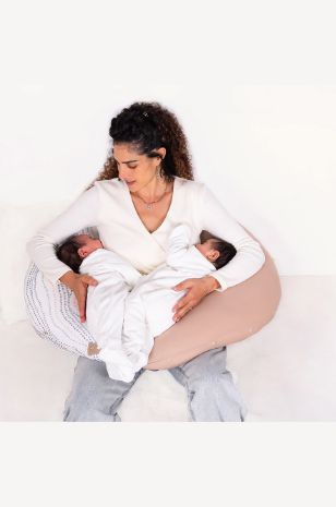 כרית הנקה מון לאב פלוס