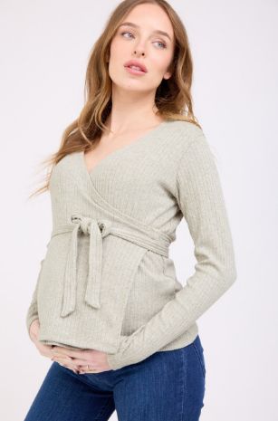 סריג מעטפת להריון עם חגורת קשר בצבע זית בהיר