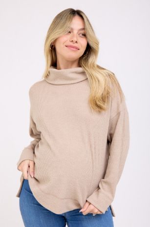 סריג הריון עם צווארון מוקה מלאנז' של אבישג ארבל