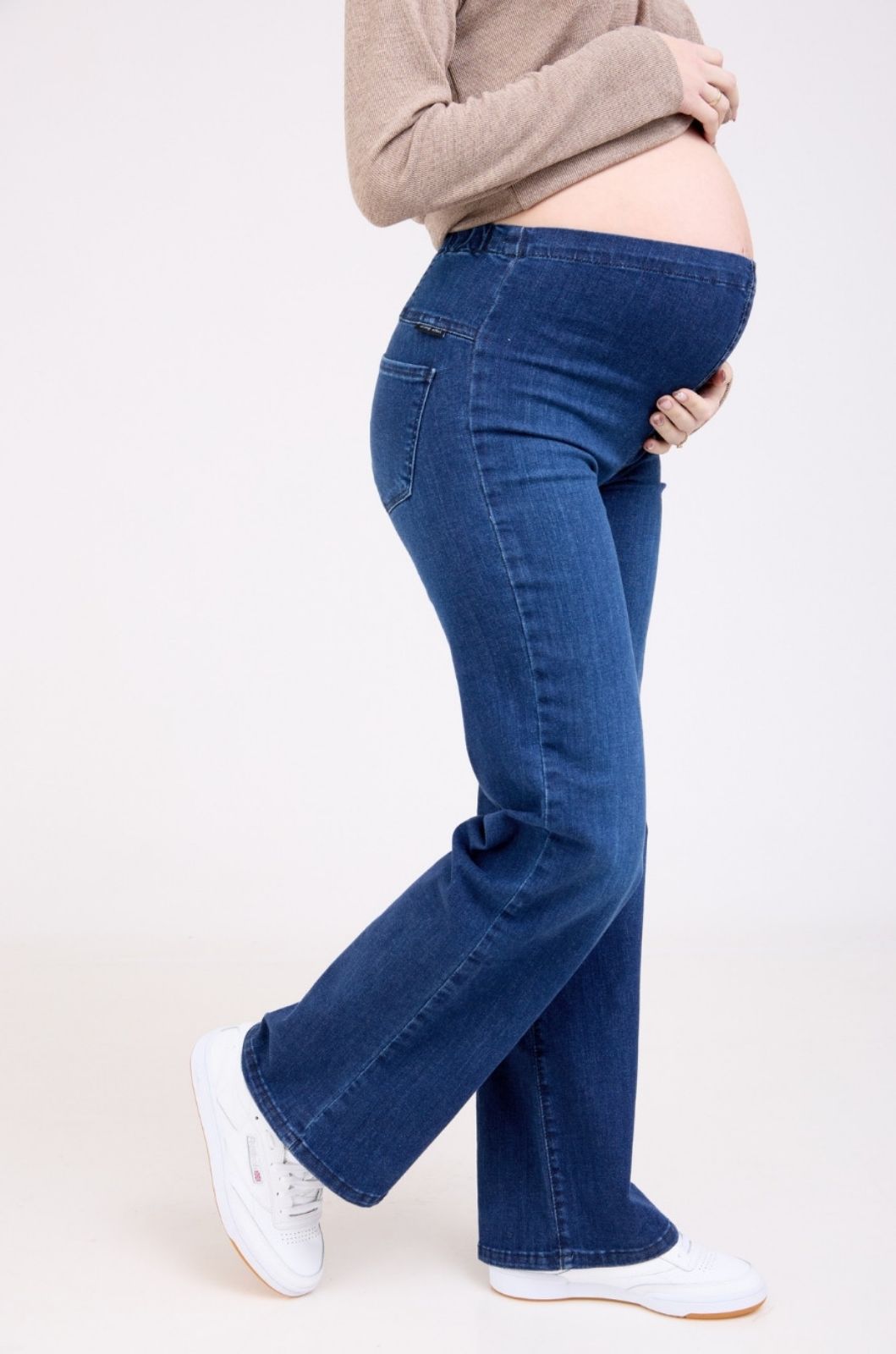 ג'ינסים נוחים להריון אדריאנה כחול של אבישג ארבל