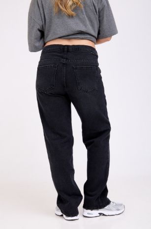 ג'ינס הריון שחור של אבישג ארבל