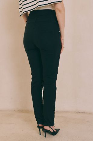 מכנסיים מחויטות להריון שחורים