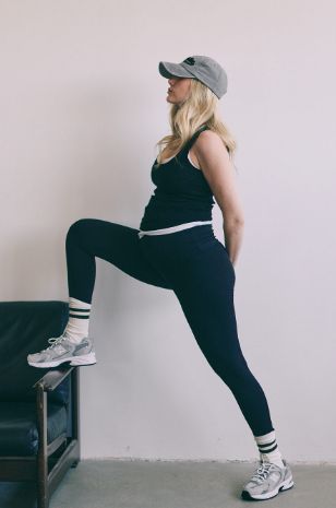 טייץ הריון לאימון כיווץ שחור אבישג ארבל