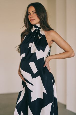 שמלת הריון קרולינה הדפס שמנת ושחור של אבישג ארבל