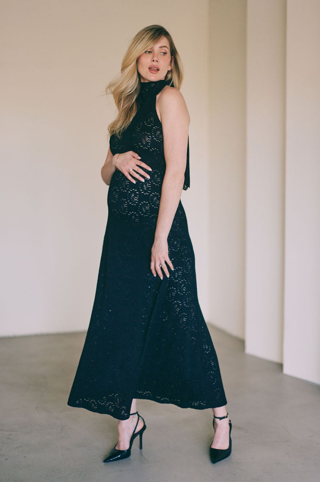 שמלת הריון קשירה מקסי שחורה