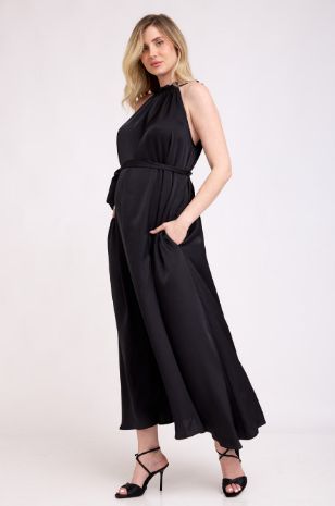 שמלת אופל שחורה של אבישג ארבל