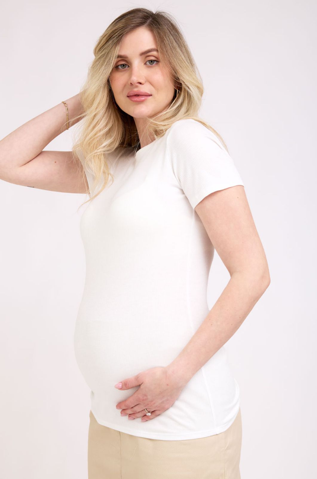 חולצת הריון דורין ש. קצר שמנת