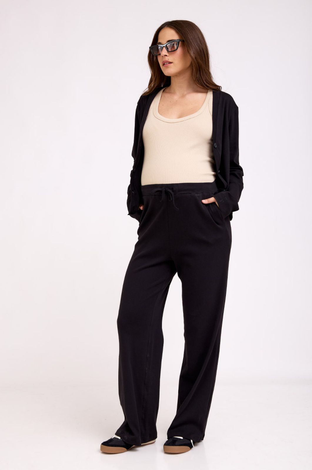 חליפת מכנסיים להריון שחורים