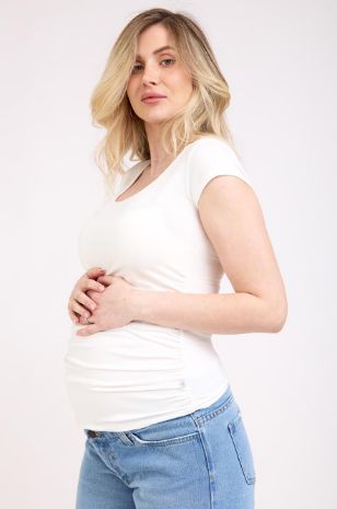 חולצת הריון קצרה שמנת של אבישג ארבל