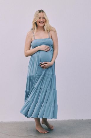 שמלת הריון סטרפלס מקבצות תכלת של אבישג ארבל