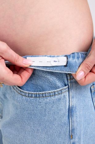 ג'ינס להריון לונה תכלת אבישג ארבל