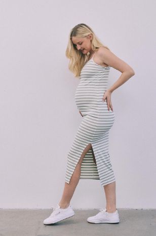 שמלת הריון לקיץ עם גופיות ספגטי של אבישג ארבל