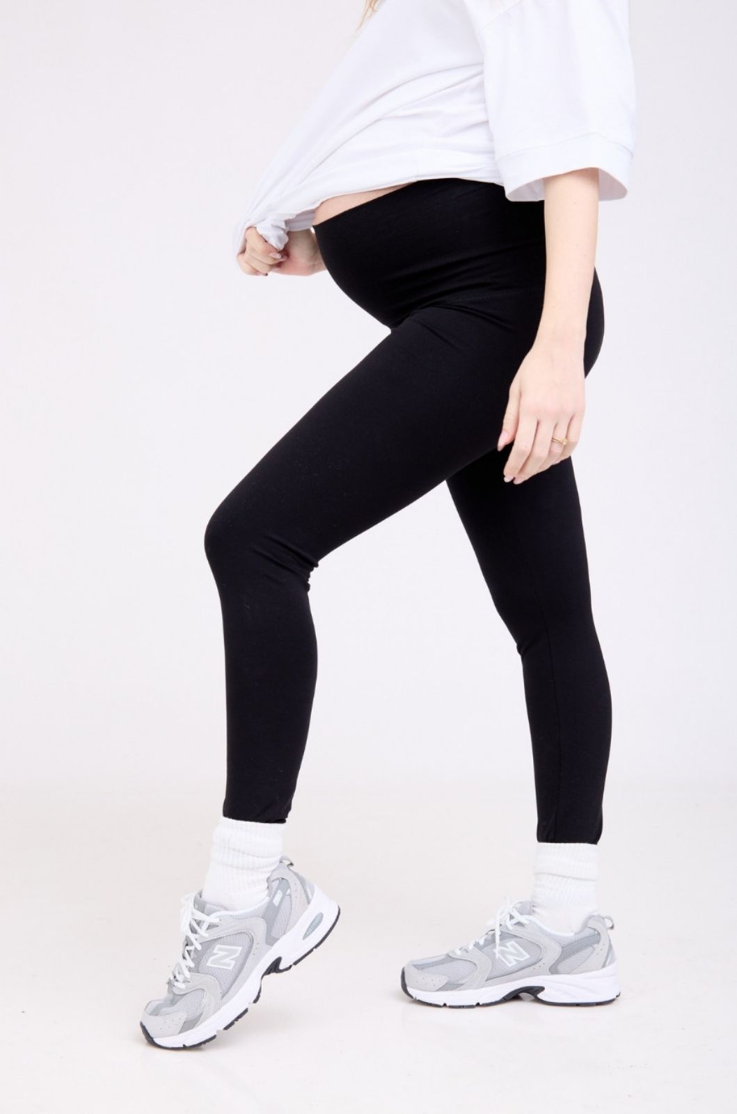 טייץ ארוך להריון שחור של אבישג ארבל