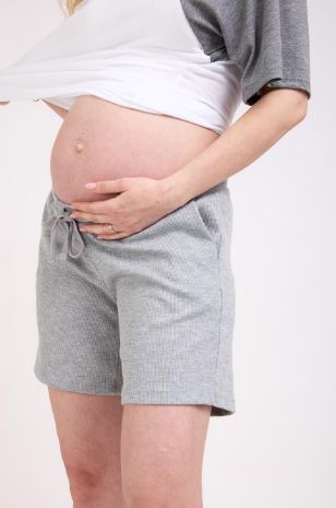 שורטס להריון ליזי אפור של אבישג ארבל