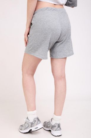 שורטס להריון אפור לקיץ של אבישג ארבל