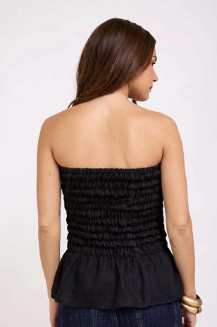 חולצת סטרפלס הריון שחורה של אבישג ארבל